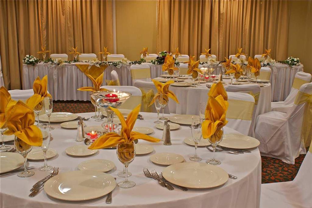 Hilton Garden Inn San Mateo Facilități foto